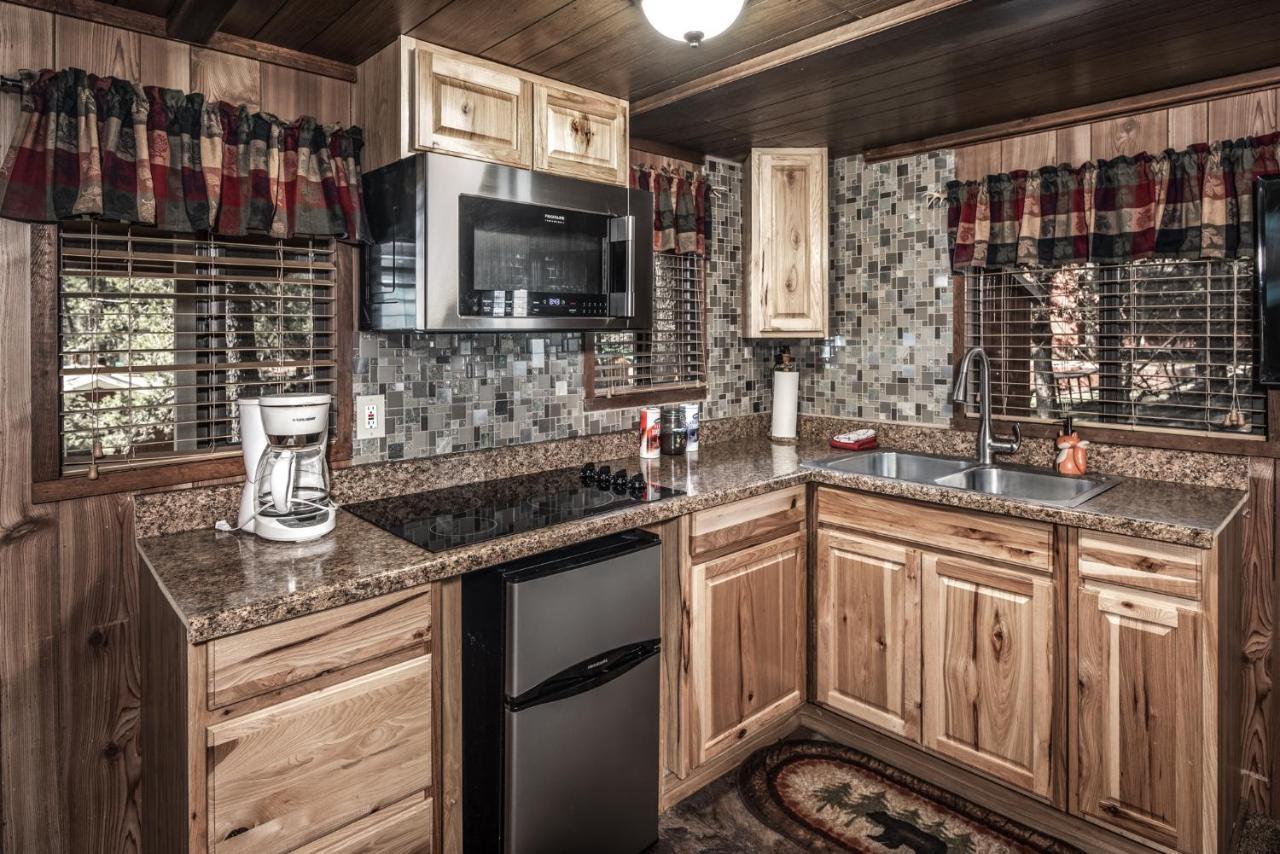 Canyon Cabins Ruidoso Exterior photo